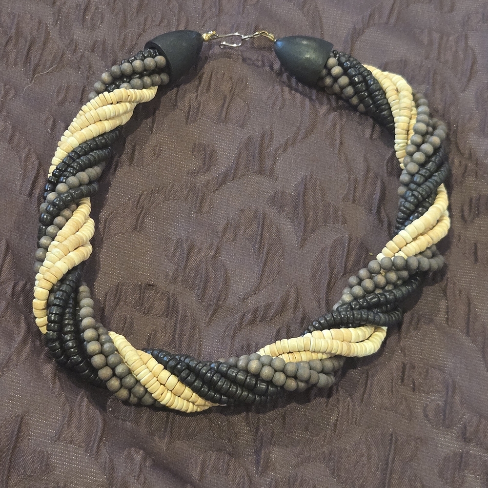 Elegant Black and Cream Beaded Necklace